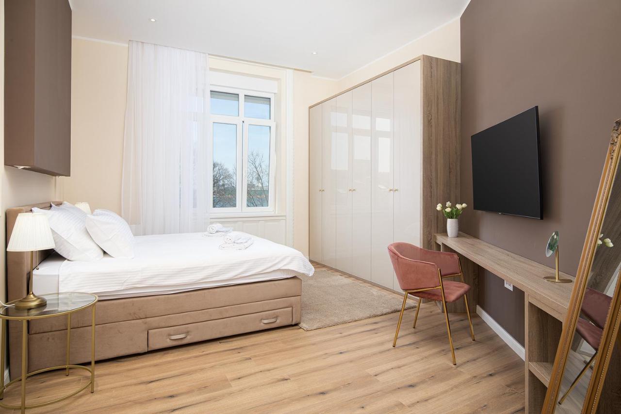 Apartament Grand Munz Pula Zewnętrze zdjęcie