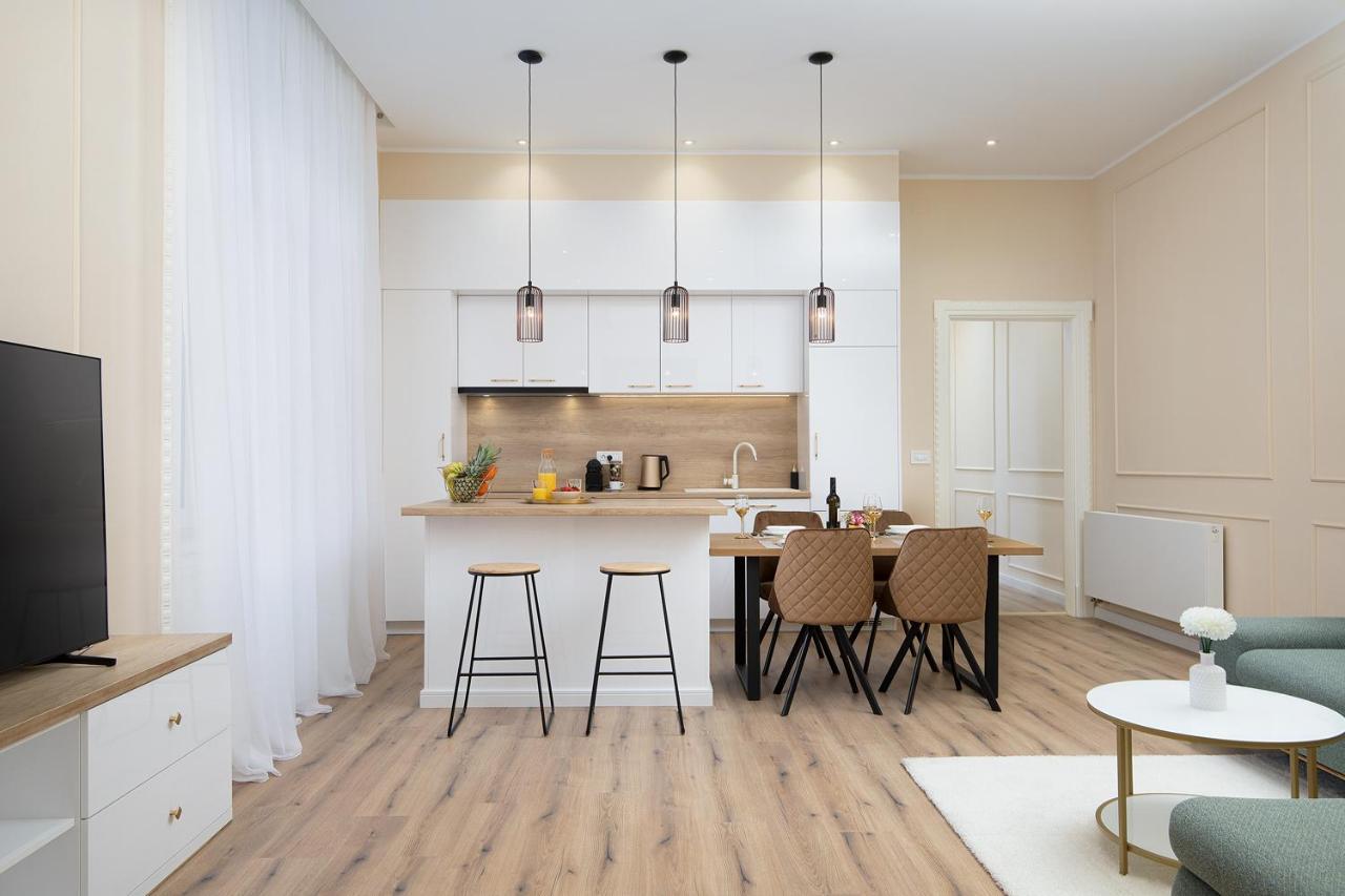 Apartament Grand Munz Pula Zewnętrze zdjęcie
